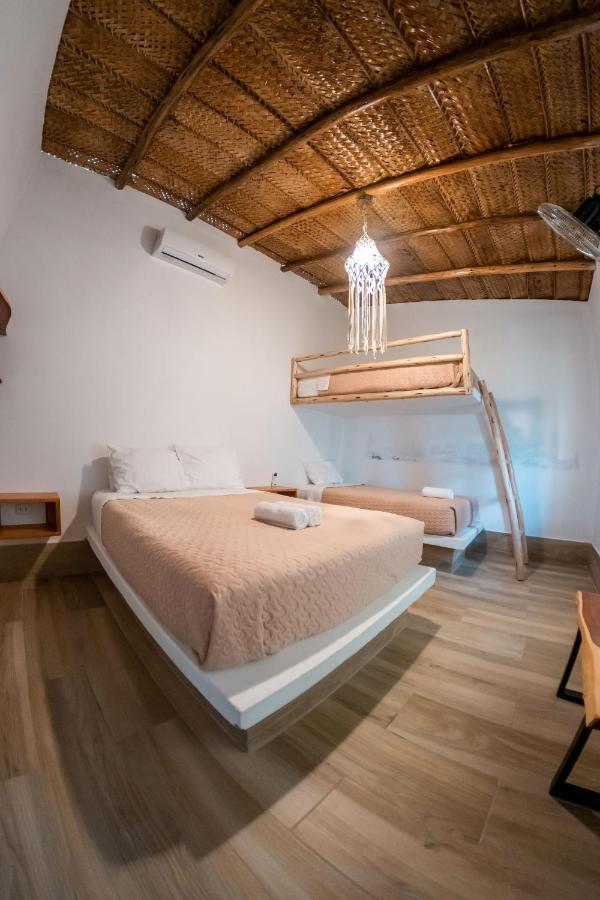 Hotel Boutique Beso De Sal Колан Экстерьер фото