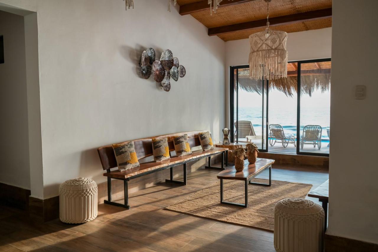 Hotel Boutique Beso De Sal Колан Экстерьер фото